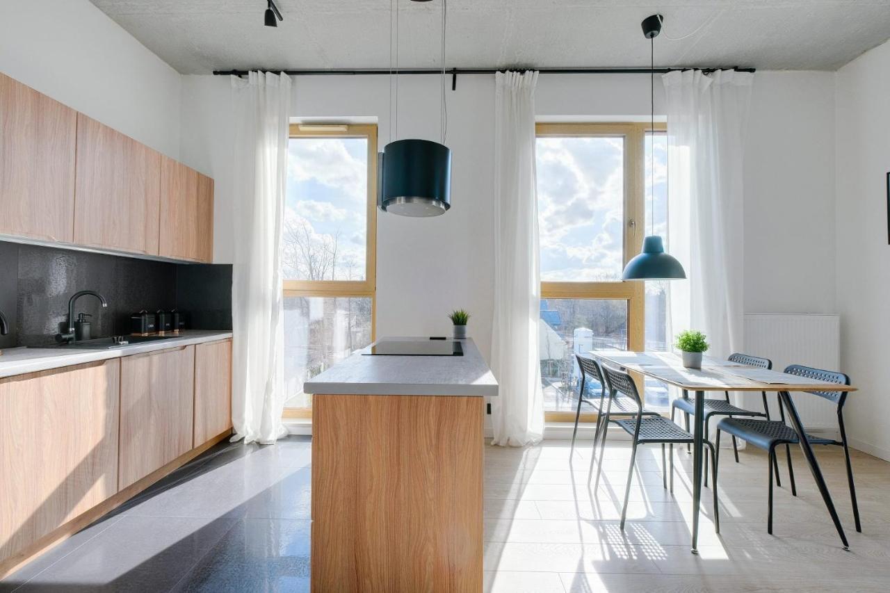 Apartamenty Patriotow 303 Варшава Экстерьер фото