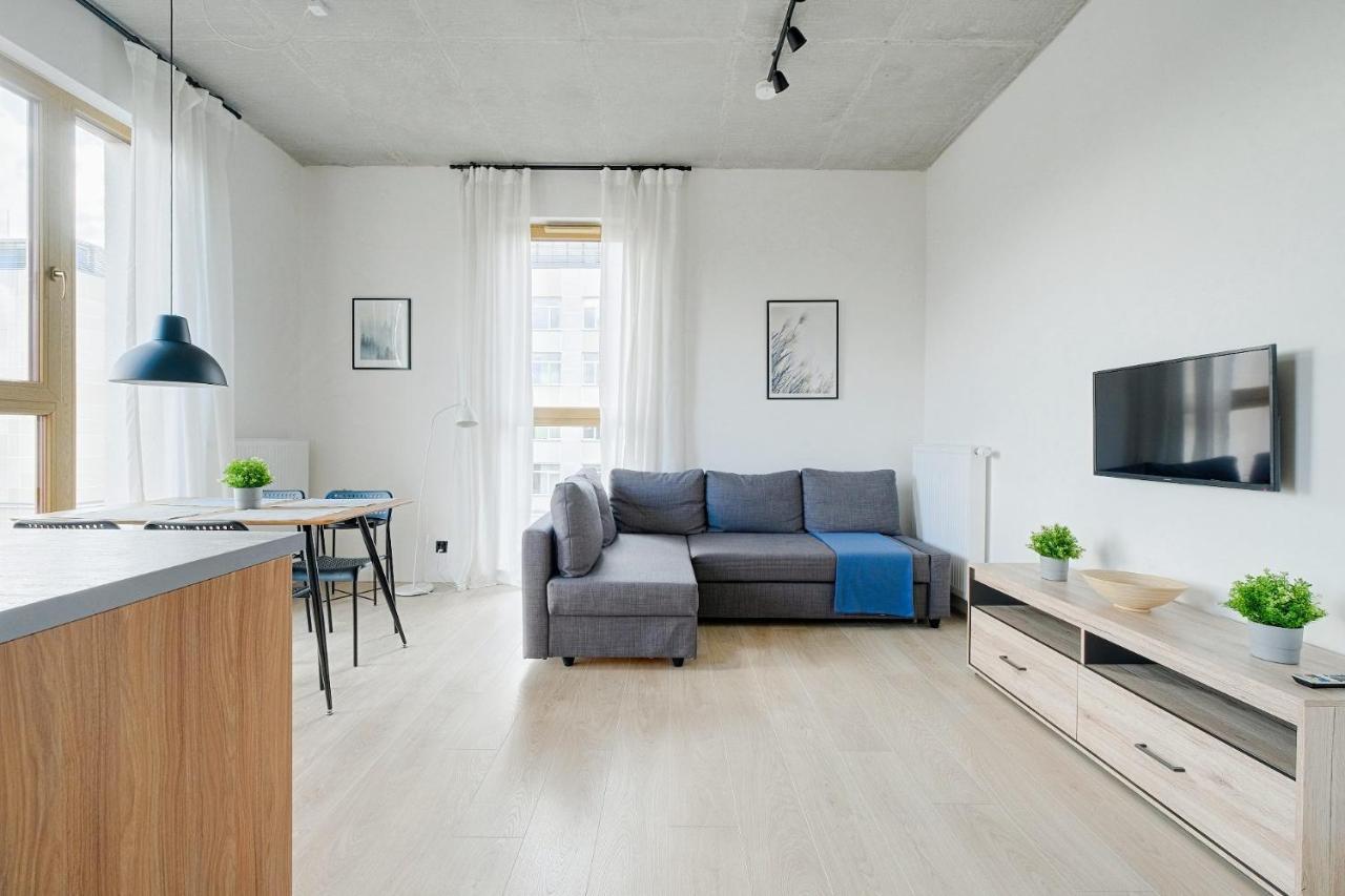 Apartamenty Patriotow 303 Варшава Экстерьер фото